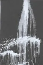 Capa de Dazzling Water, Dazzling Light