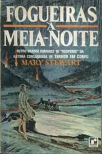 Cover of Fogueiras à Meia Noite