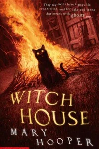 Cover of Witch House (Mary Hooper's Haunted)