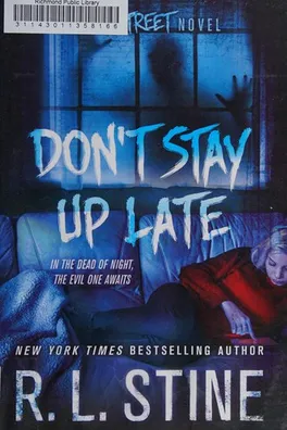 Capa de Fear Street Novel - Don't Stay Up Late