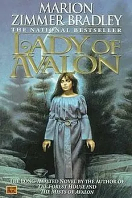 Capa de Lady of Avalon