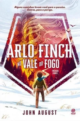 Capa de Arlo Finch no Vale do Fogo