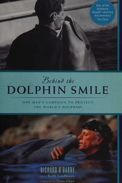 Capa de Behind the dolphin smile