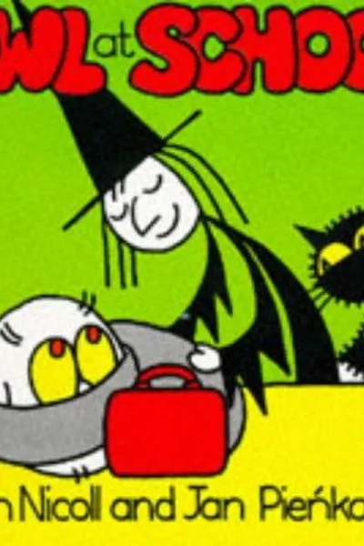 Capa de Owl at school