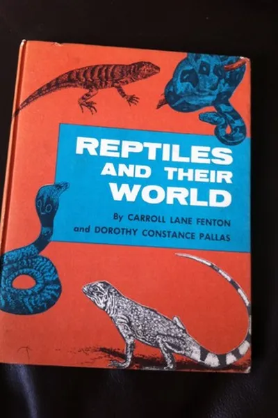 Capa de Reptiles and their world