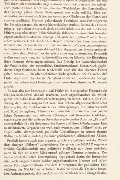 Capa de Love lives here