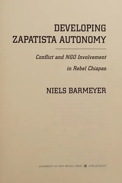 Capa de Developing Zapatista autonomy