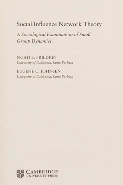 Capa de Social influence network theory