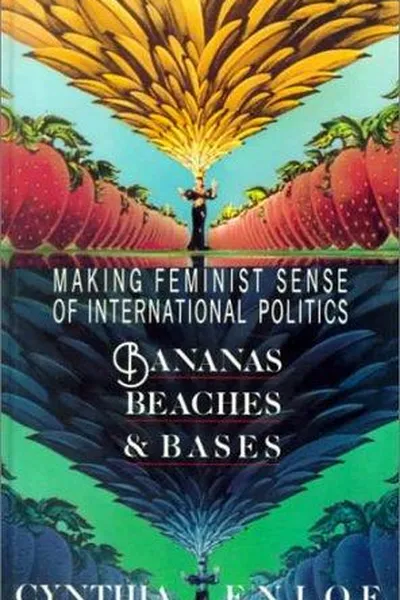 Capa de Bananas, beaches & bases