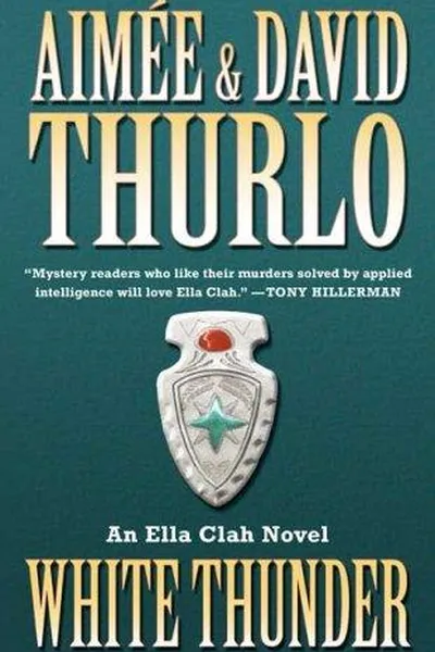 Capa de White Thunder (Ella Clah)