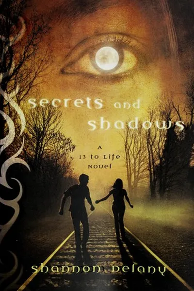 Capa de Secrets and shadows