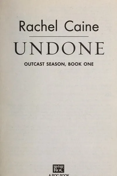 Capa de Outcast Season