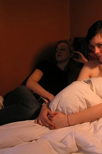 Capa de Two Girls In A Bed