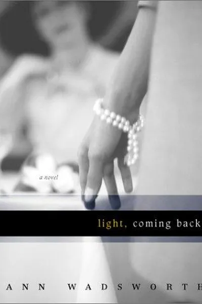 Capa de Light, coming back