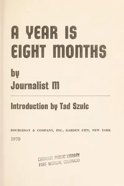 Capa de A year is eight months