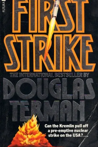Capa de 1st Strike