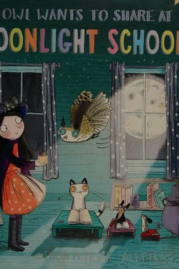 Capa de Owl wants to share at Moonlight School