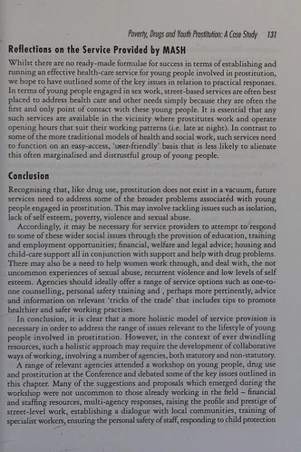 Capa de Young people, drugs, and community safety