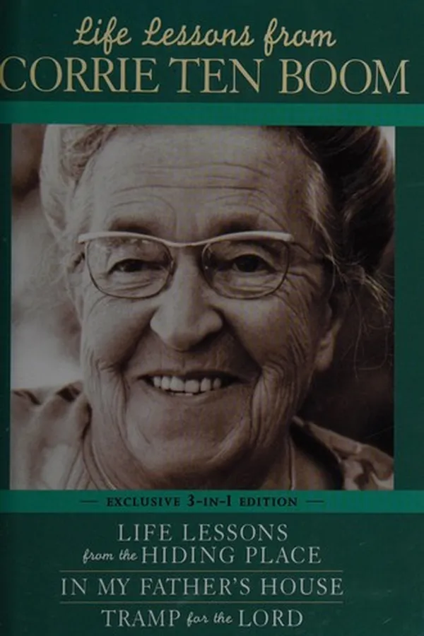 Capa de Life lessons from the hiding place