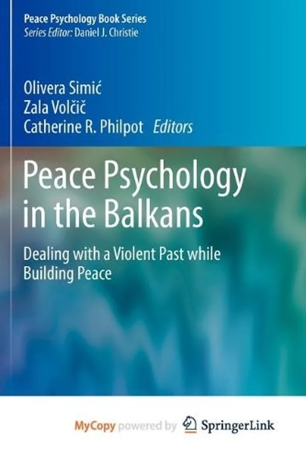 Capa de Peace Psychology in the Balkans