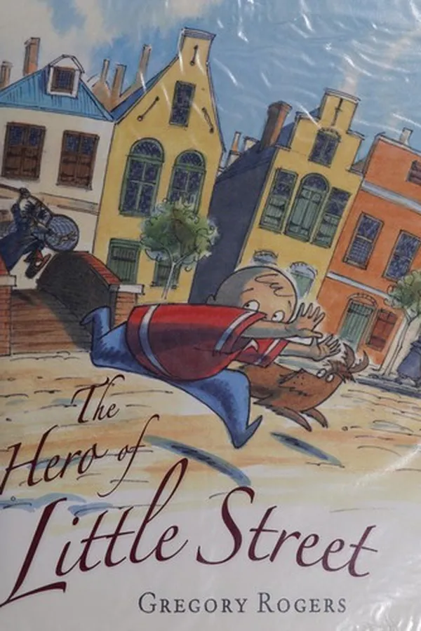 Capa de The Hero of Little Street