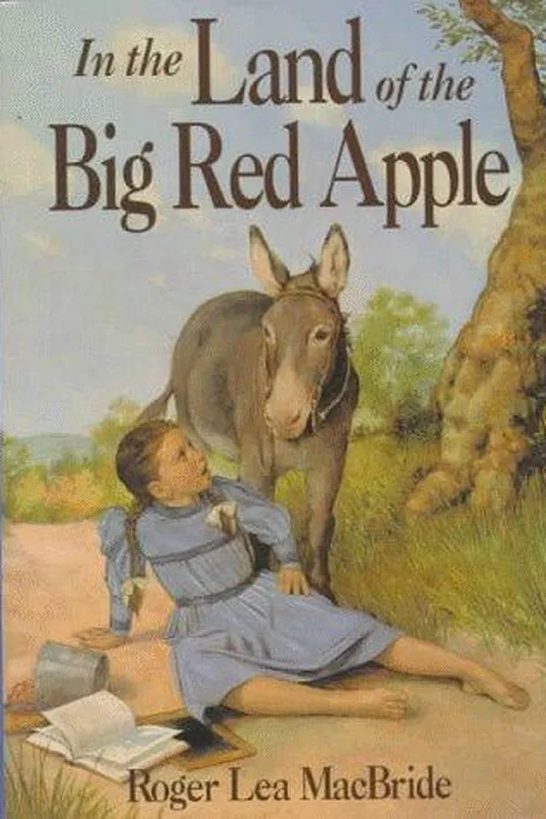 Capa de In the land of the big red apple