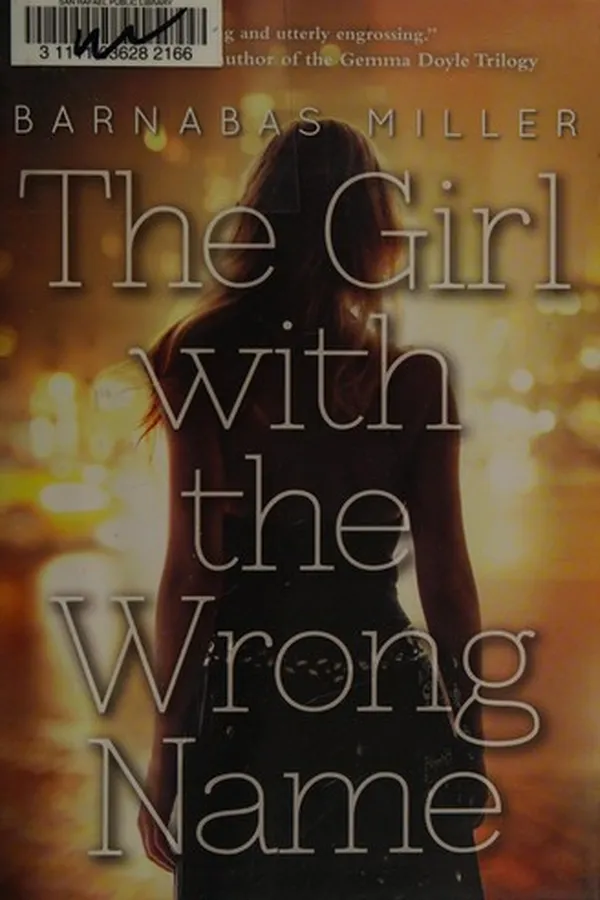 Capa de The girl with the wrong name