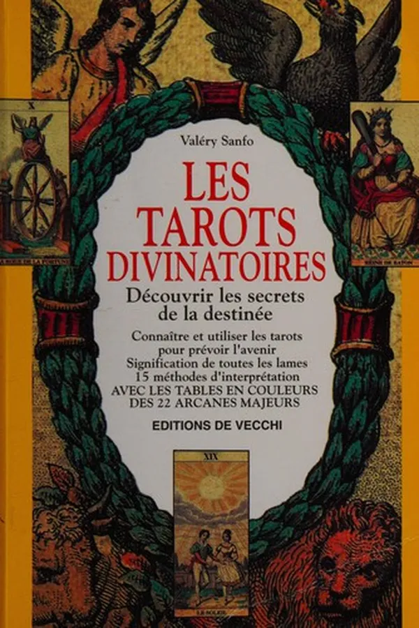 Capa de Les tarots divinatoires