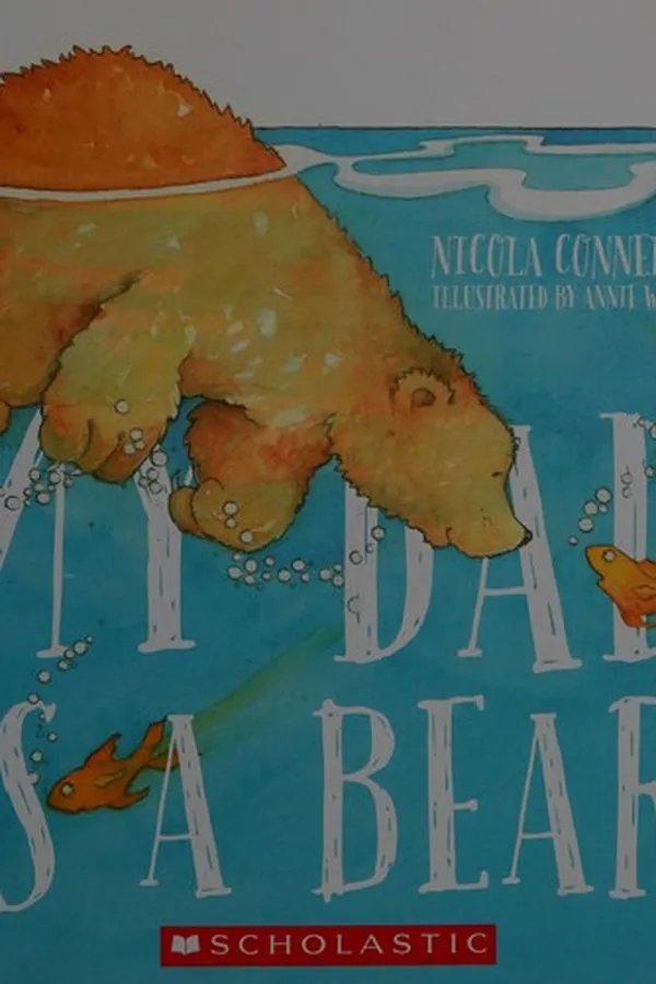 Capa de My dad is a bear!
