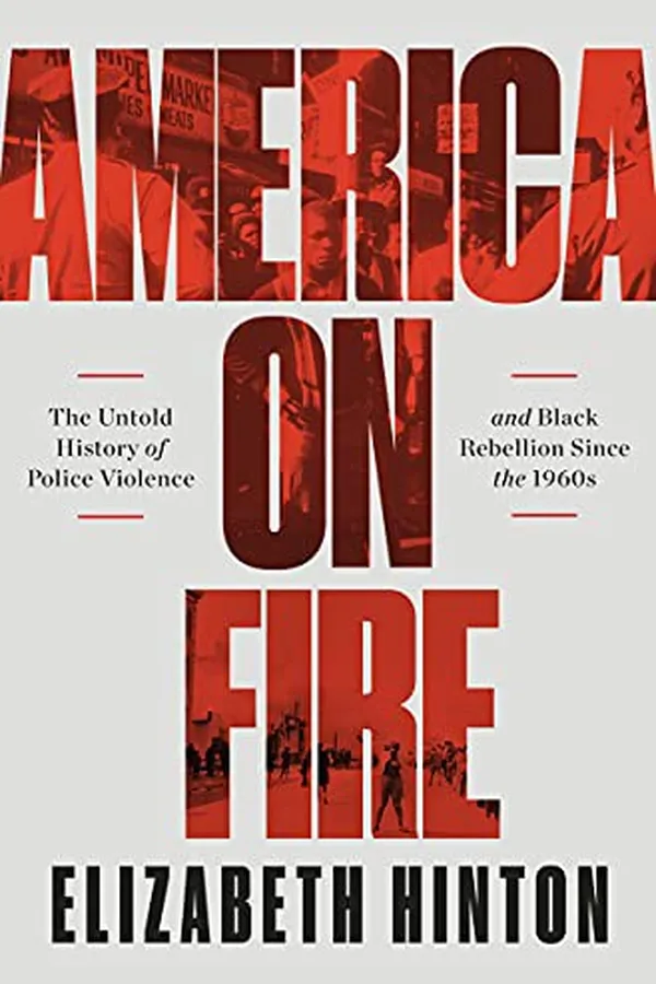 Capa de America on Fire