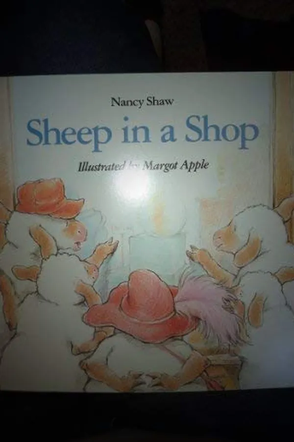 Capa de Sheep in a shop