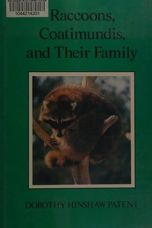 Capa de Raccoons, coatimundis, and their family