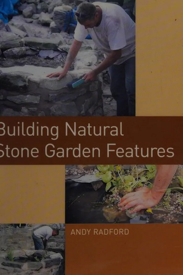 Capa de Building natural stone garden features
