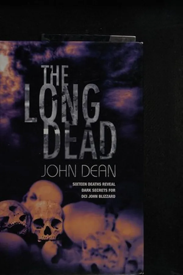 Capa de The long dead