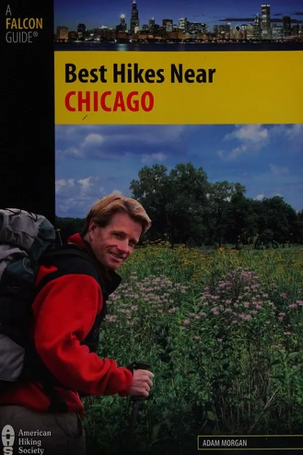 Capa de Best hikes near Chicago