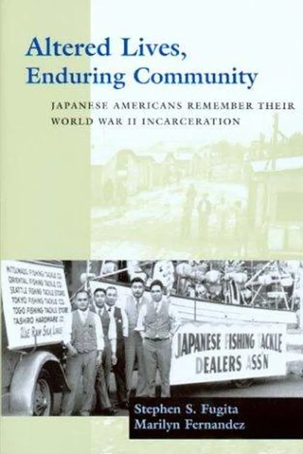 Capa de Altered lives, enduring community