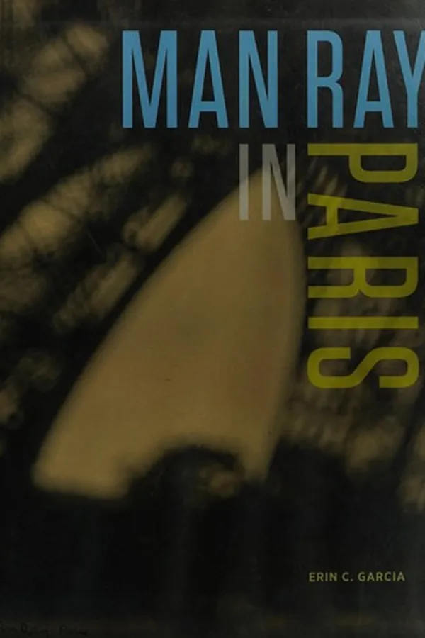 Capa de Man Ray in Paris