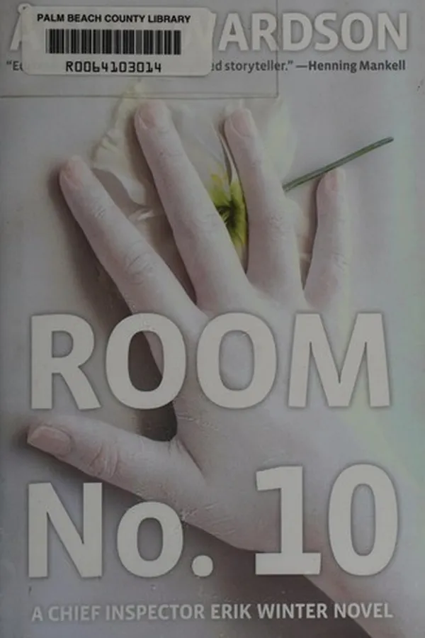 Capa de Room no. 10