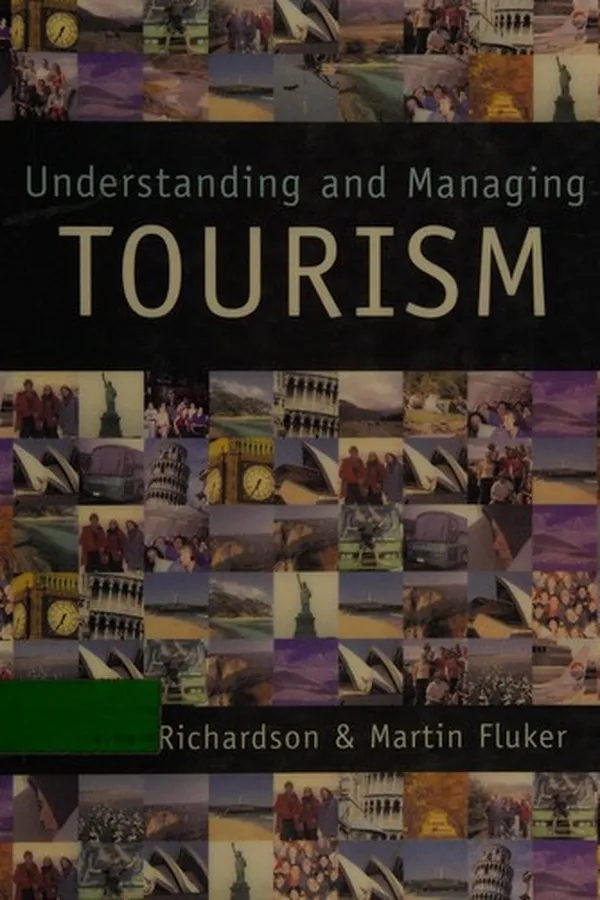 Capa de Understanding and managing tourism