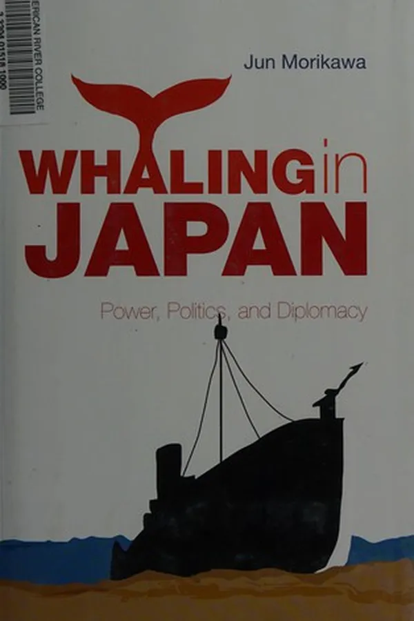 Capa de Whaling in Japan