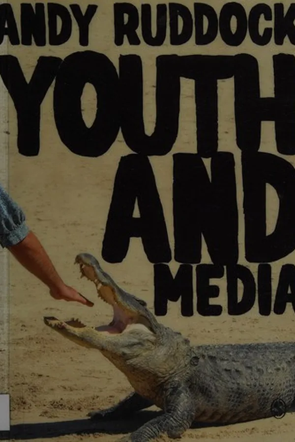 Capa de Youth and Media