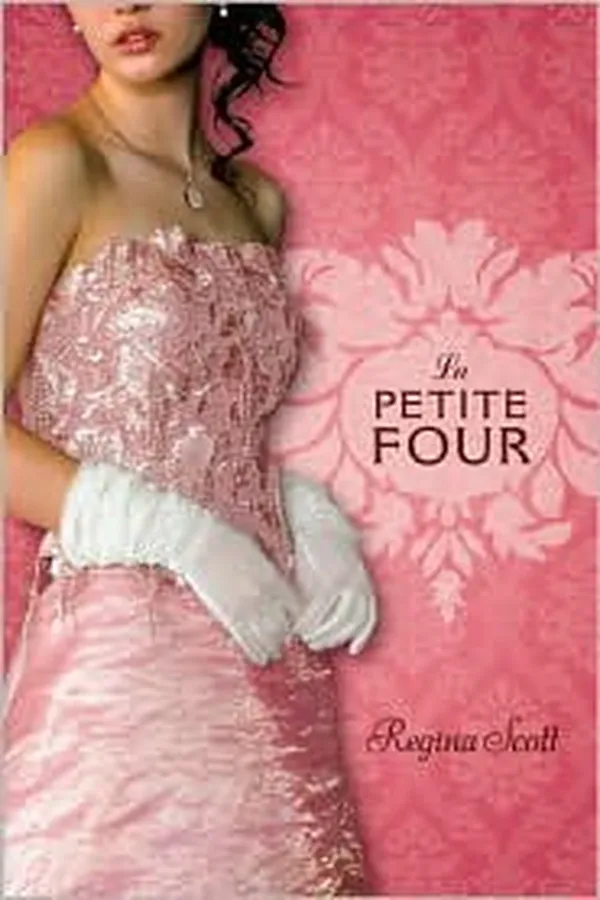 Capa de La Petite Four