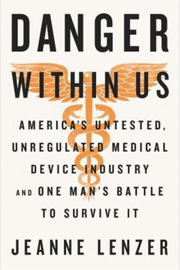 Capa de The danger within us