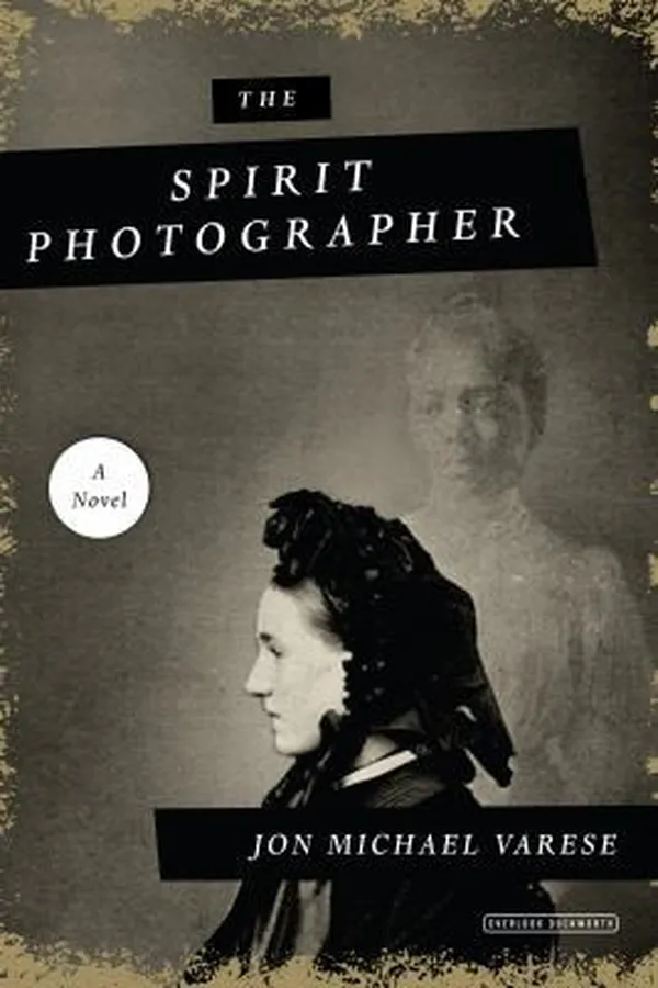Capa de The spirit photographer