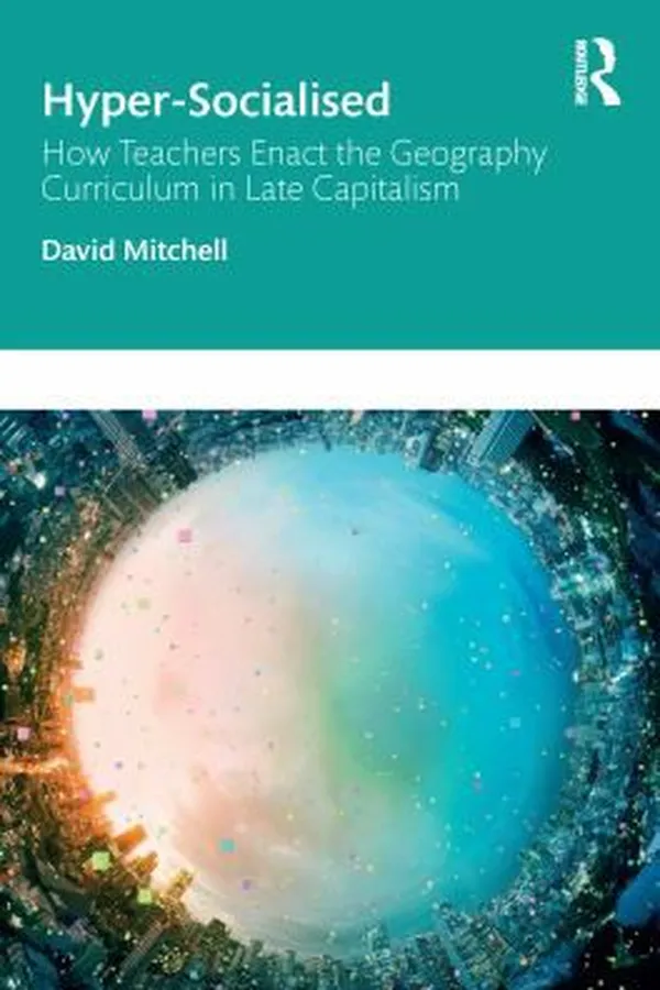 Capa de Hyper-Socialised