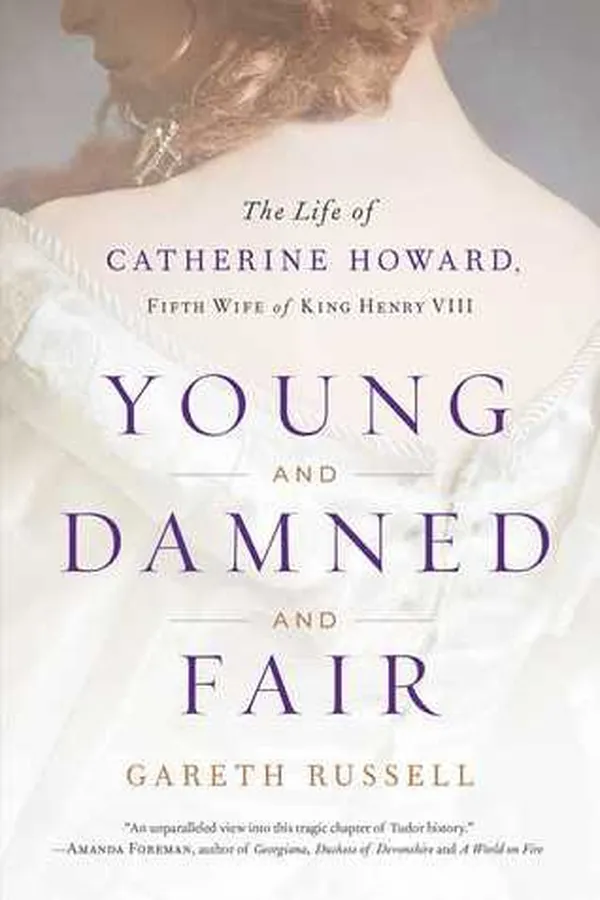 Capa de Young and damned and fair