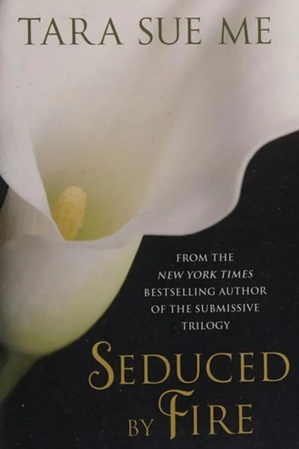 Capa de Seduced by fire