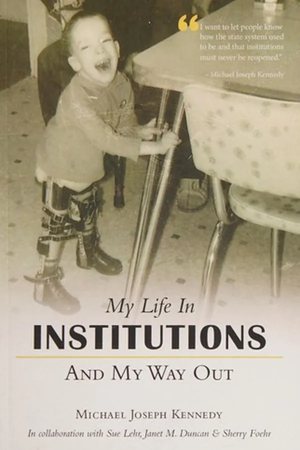 Capa de My life in institutions and my way out