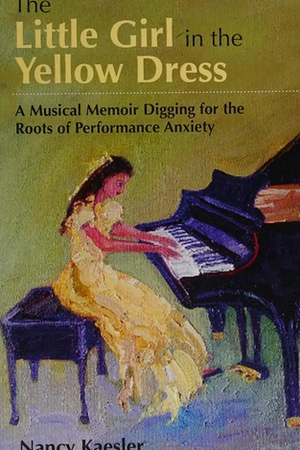 Capa de The little girl in the yellow dress