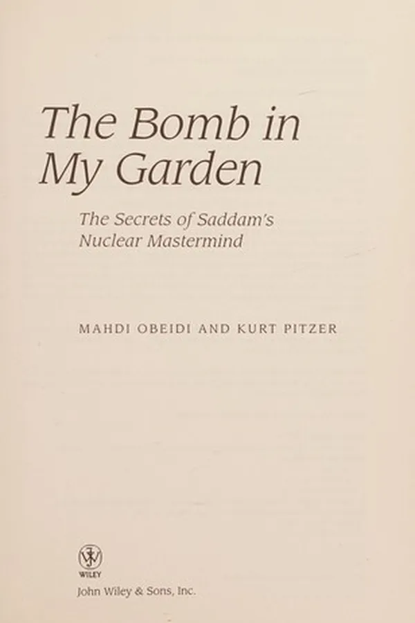 Capa de The bomb in my garden